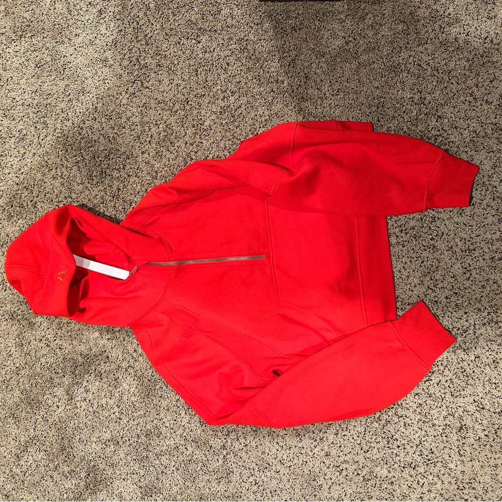 Red lululemon scuba